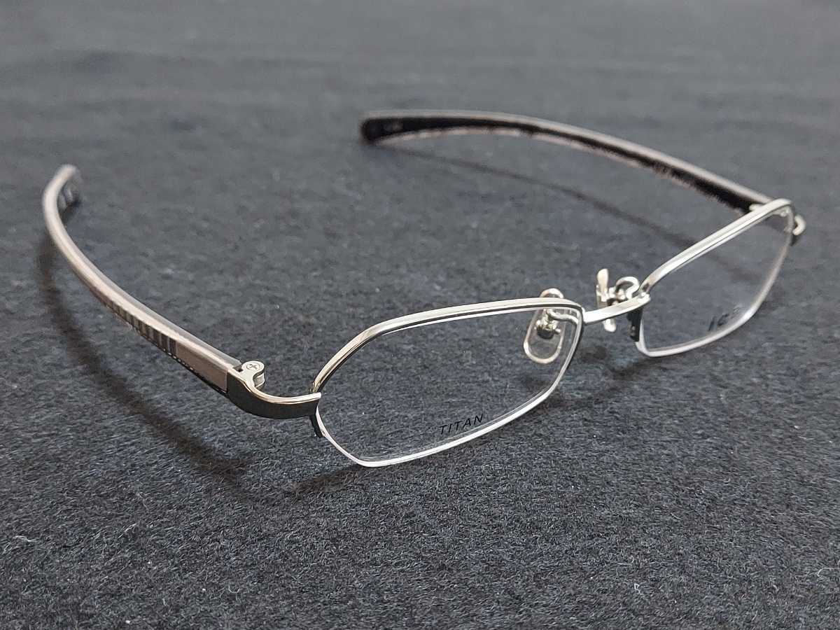 新品 ICB アイシービー　日本製　メガネ　眼鏡　高級感　上品　ハーフリム　チタン　シルバー_画像2