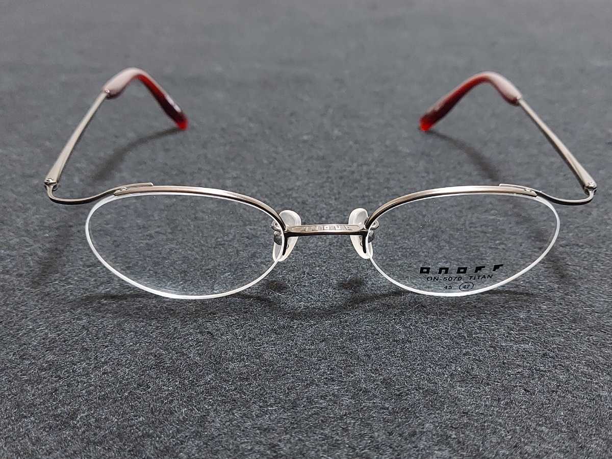 新品 ONOFF　オノフ　日本製　メガネ　眼鏡　高級感　上品　ハーフリム　チタン　軽い_画像3
