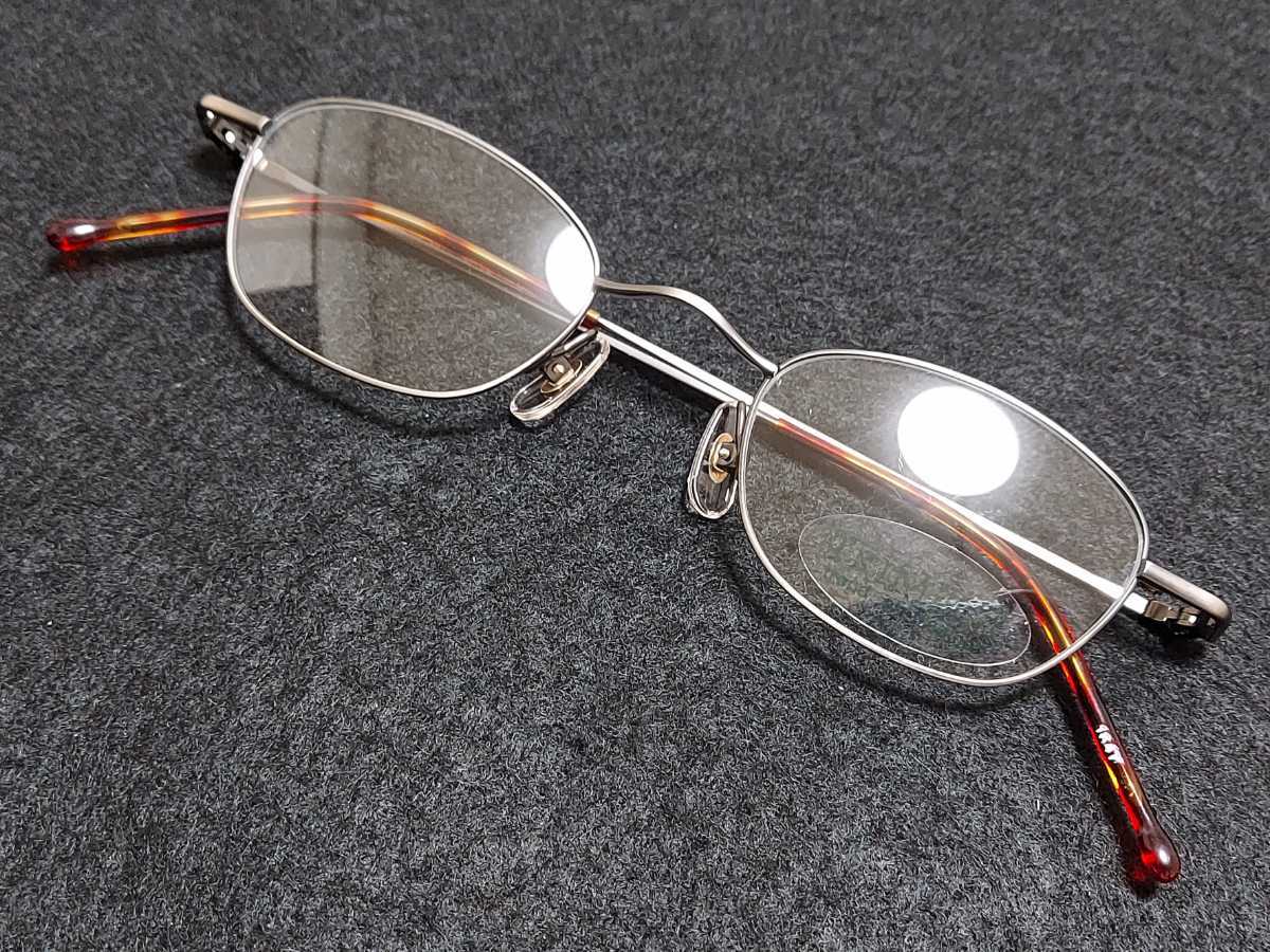 新品 TRIMBOY トリムボーイ　メガネ　眼鏡　高級感　上品　フルリム　軽い　シルバー　綺麗 ビューティー、ヘルスケア めがね、コンタクト  金属フレーム