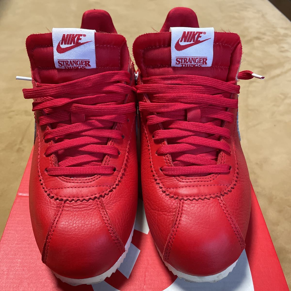 NIKE ナイキ コルテッツ ストレンジャーシングス ユニバーシティ NIKE ナイキ コルテッツ ストレンジャーシングス ユニバーシティ