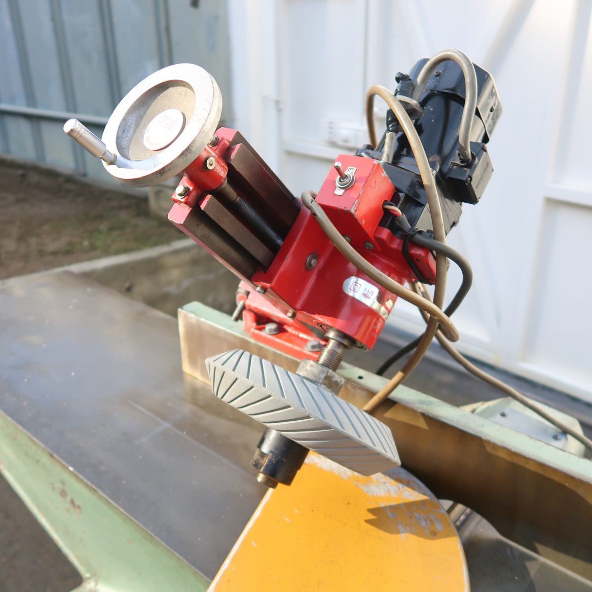 ☆ 中古 MARUNAKAマルナカ 丸仲 200V ☆ 刃物研磨機 カンナ刃 ☆ 中古 MARUNAKAマルナカ 丸仲 200V ☆ 刃物研磨機 カンナ刃