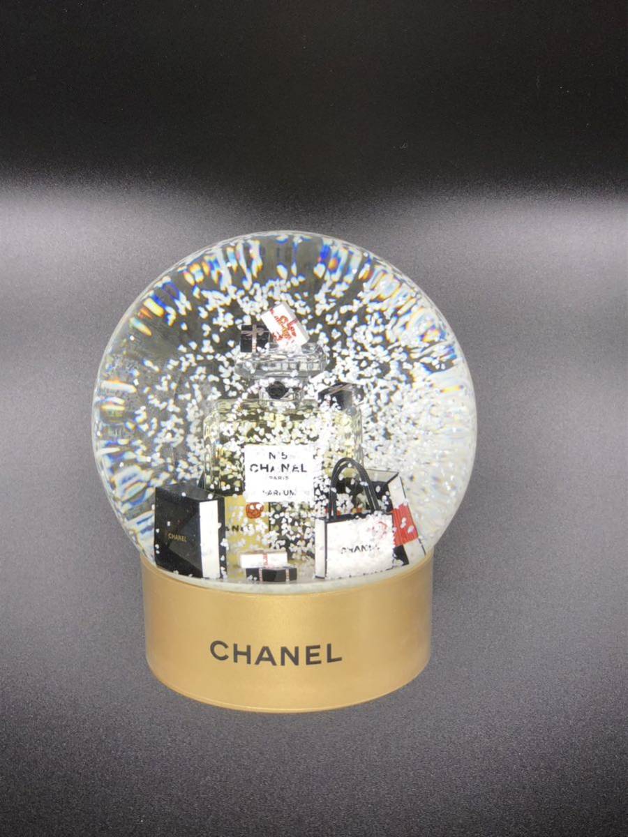 CHANELスノードーム非売品