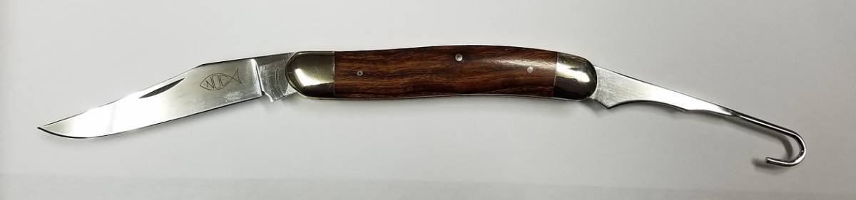 No.1717 バードハンターナイフ 材質：AUS-6A 腸抜きフック付 鉄刀木柄 
