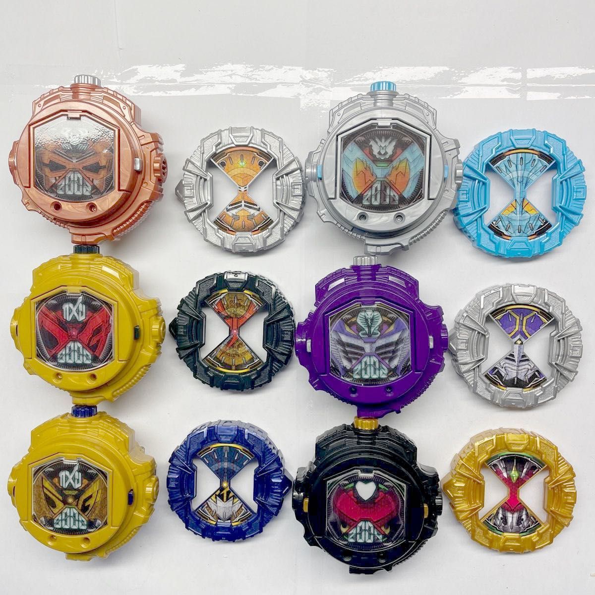 仮面ライダージオウ DXライドウォッチ まとめ売りBANDAI 玩具 仮面ライダージオウ DXライドウォッチ まとめ売りBANDAI 玩具
