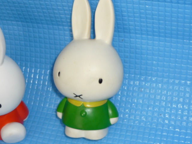A* not for sale *... Bank × Miffy sofvi savings box x2 kind . abrasion glass glass 2 piece set other 5 point 