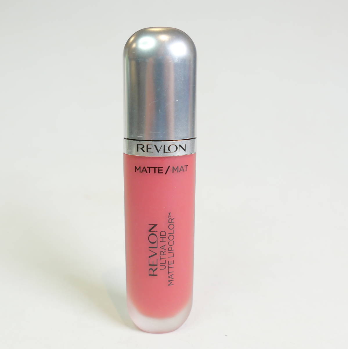 中古コスメ★REVLON レブロン ウルトラ HD マット リップカラー 018 KISSES_画像1