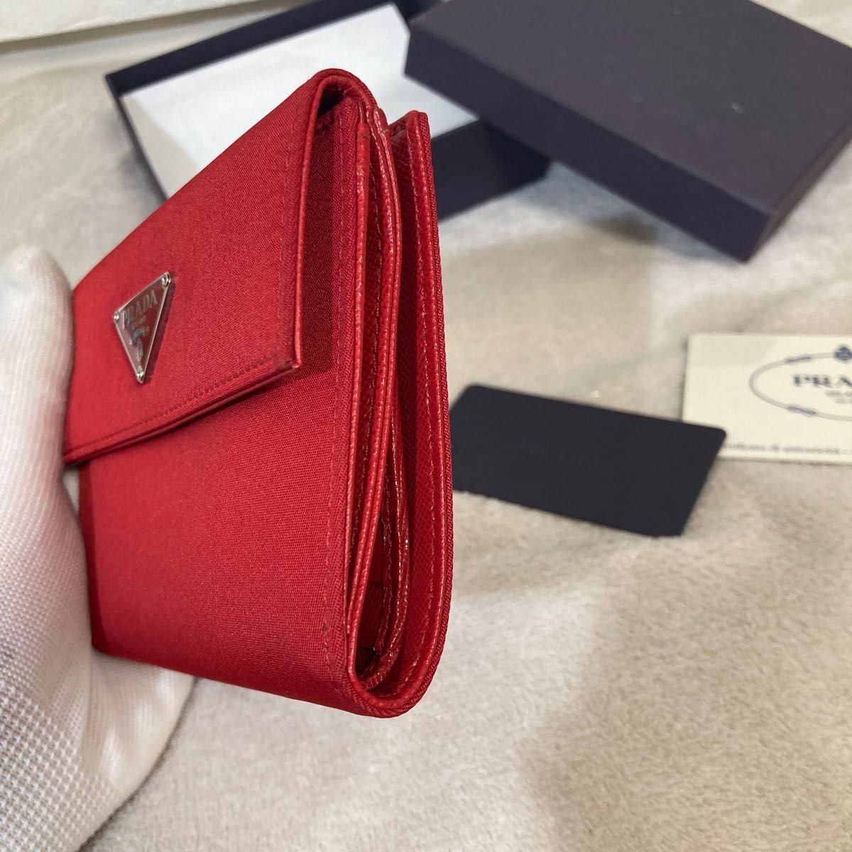 最大62%オフ!最大62%オフ!新品同然 PRADA プラダ サフィアーノ