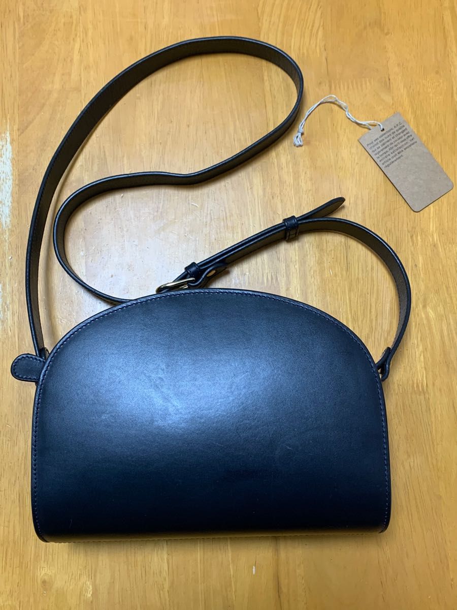 美品】A.P.C. DEMI-LUNE ハーフムーン ダークネイビー | noonanwaste.com