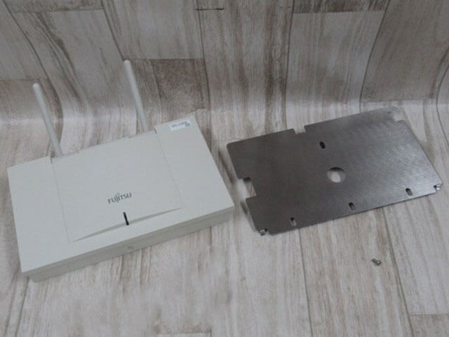 注目 【中古】FC740BS3B接続装置(ND) Fujitsu/富士通 本体】 電話機
