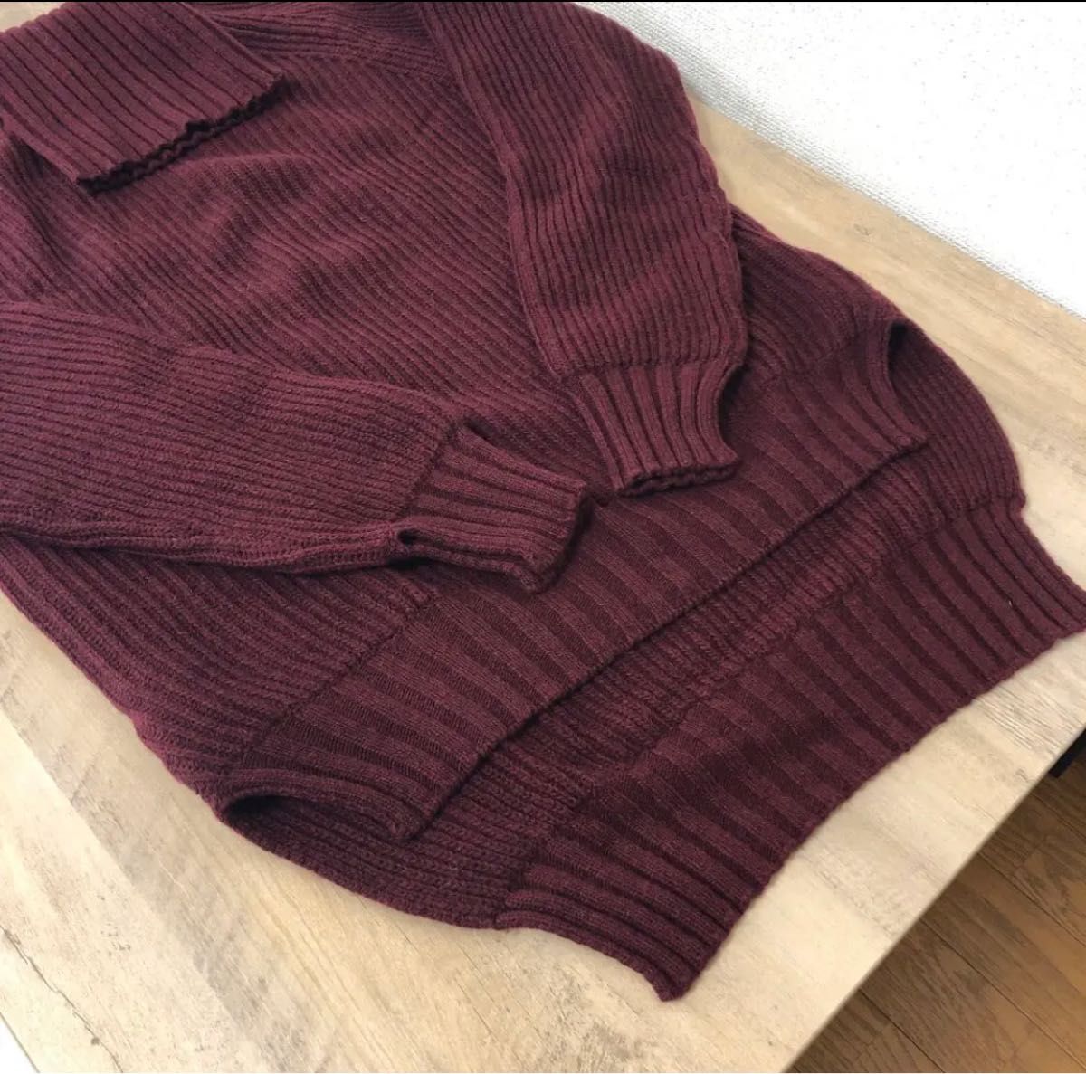 HOWDY over turtle knit wine red