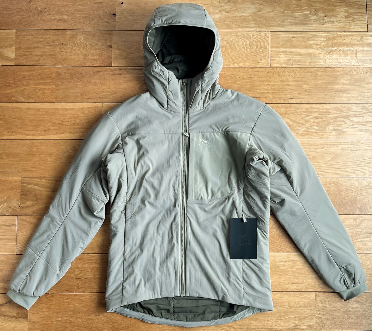 早い者勝ち 【新品 国内正規】ARC'TERYX Proton LEAF コアロフト 中綿