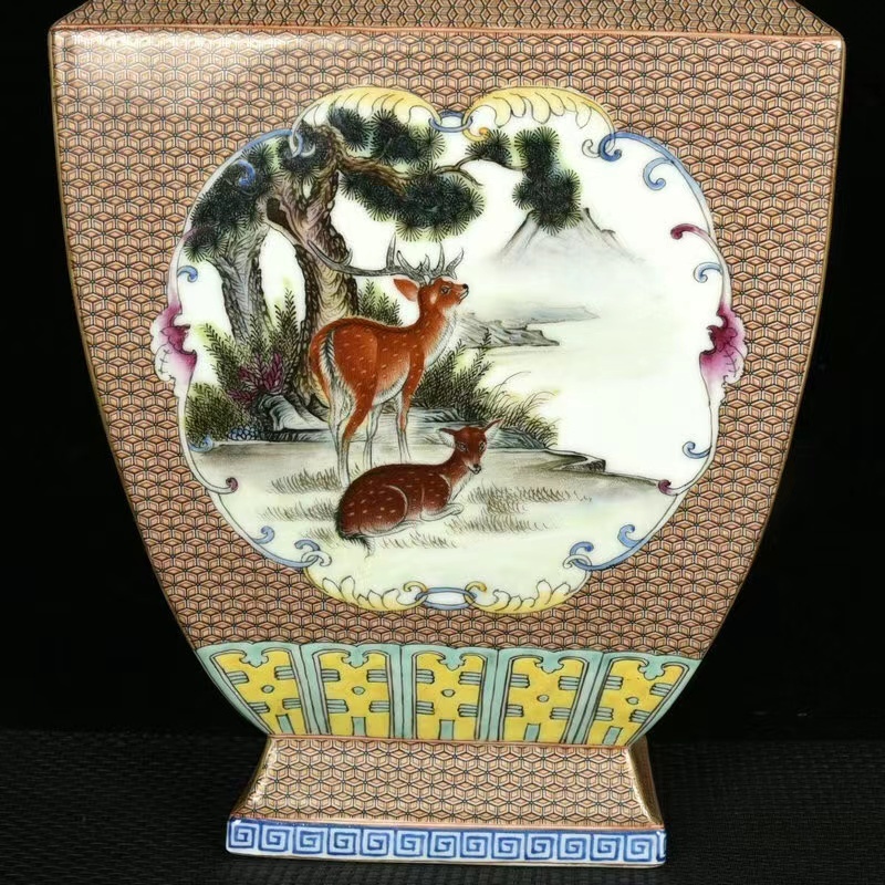 ◆旧蔵◆古美術 中国古玩 大清雍正年製款 琺瑯彩 描金 御馬松鹿紋双象耳扁瓶 時代物 T16 - 6