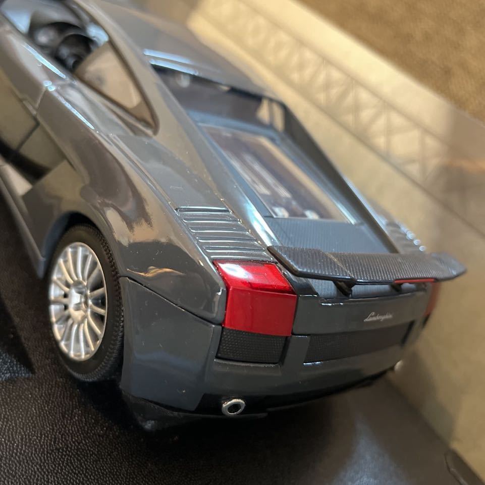 美品1/18 Lamborghini GALLARDO SUPERLEGGERAランボルギーニガヤルド スーパーレジェーラ　グレー　ダイキャストミニカー_画像5