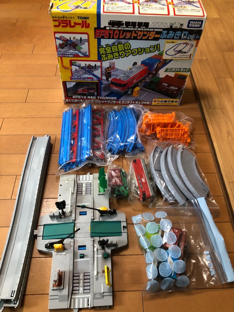 プラレール EF510レッドサンダー ふみきりセット タカラトミー プラレール EF510レッドサンダー ふみきりセット タカラトミー