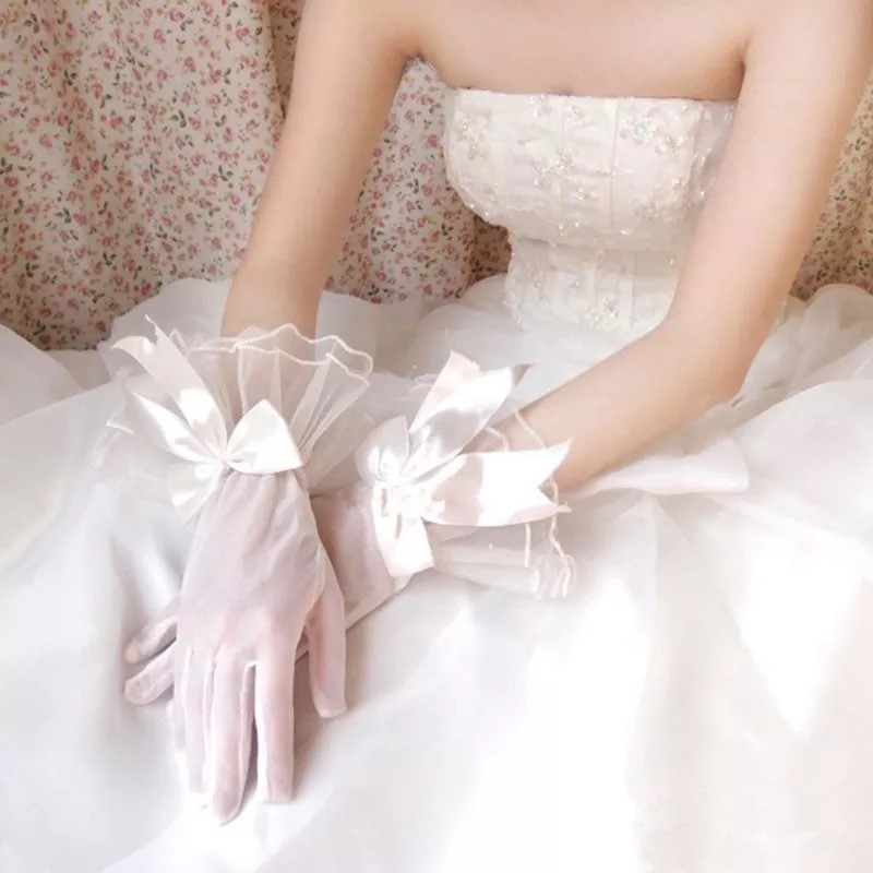  auger nji- white gloves wedding 