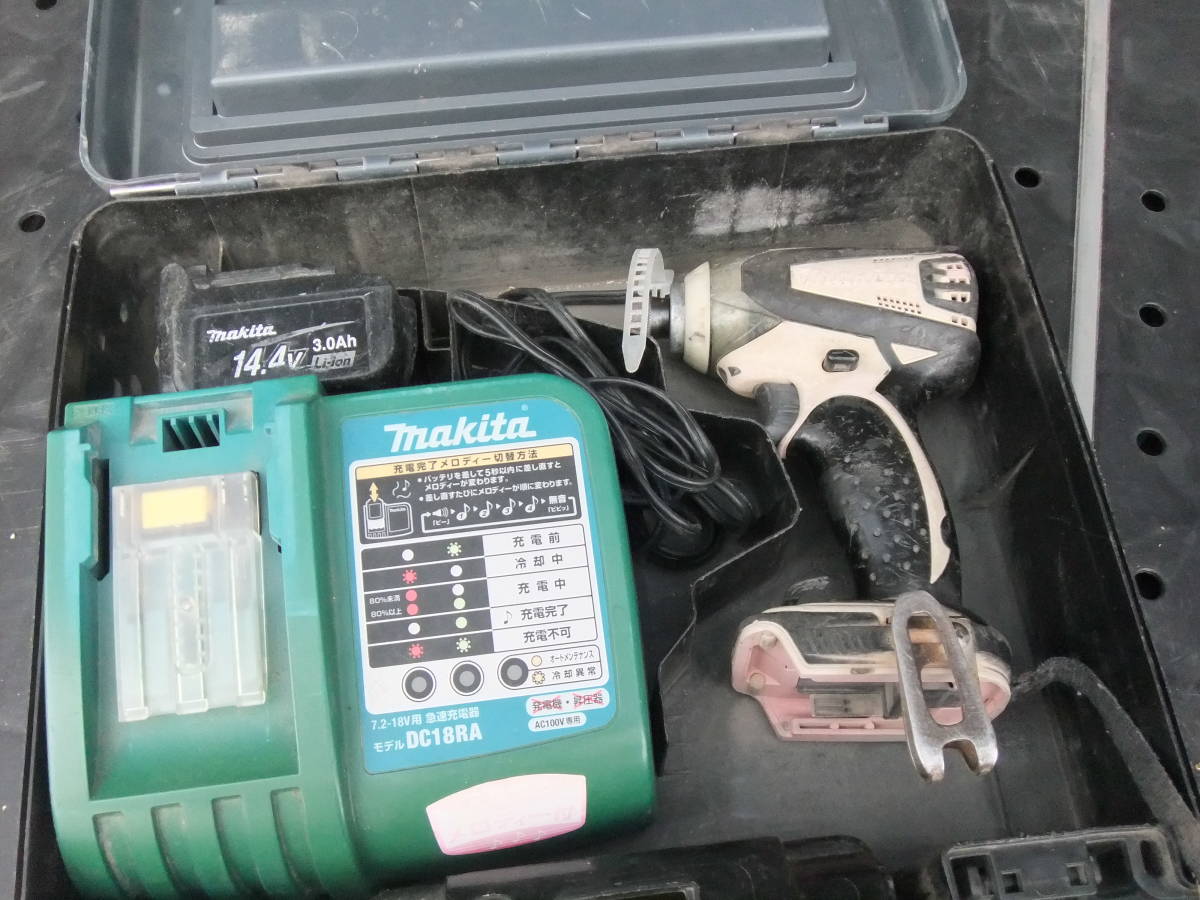 ★中古★動作OK マキタ makita 14.4V充電式インパクトドライバ TD133DRFXW 本体/充電器/バッテリー/ケース 電動工具★2022/12,16,2_画像1