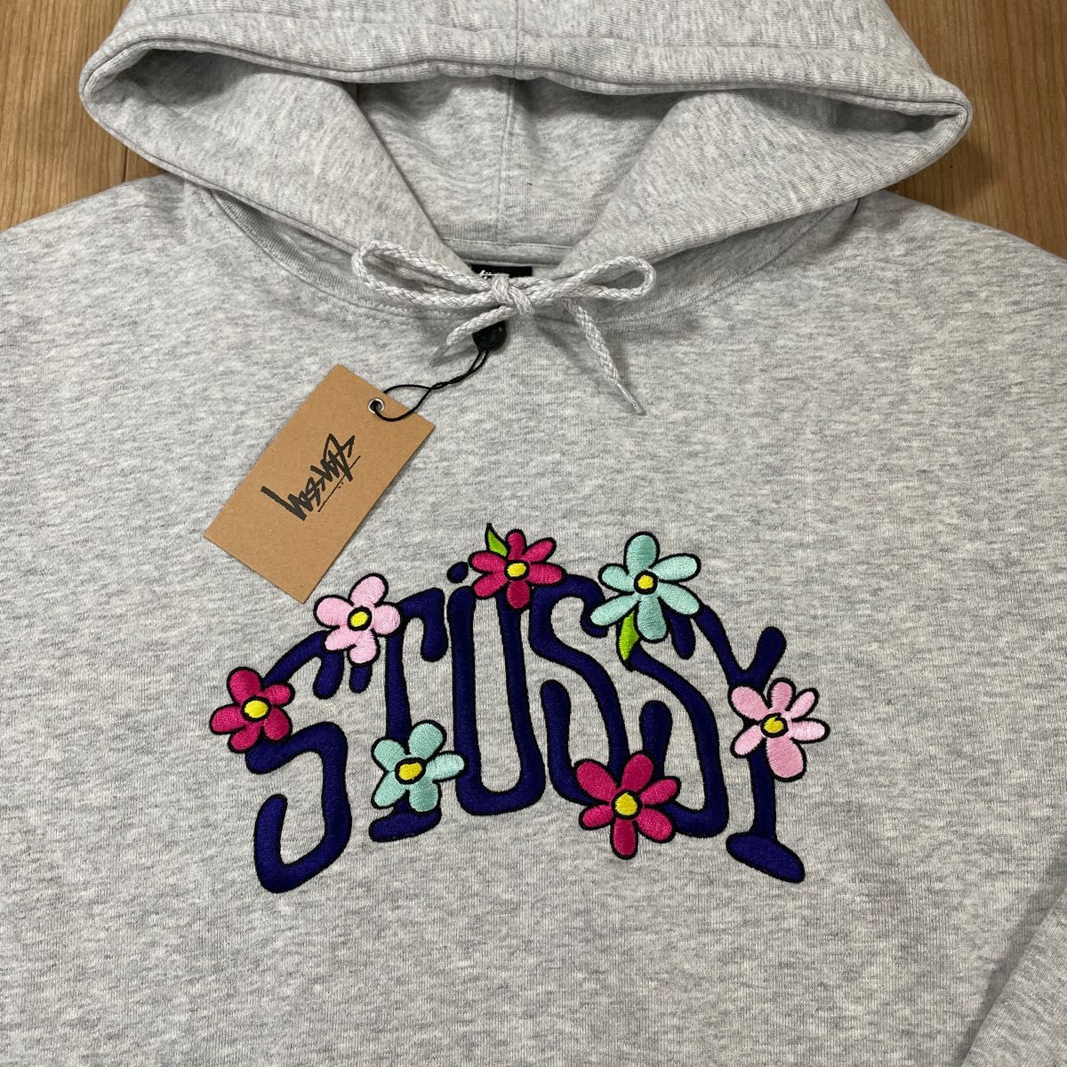 ステューシー STUSSY COLLEGIATE FLORAL HOOD スウェット パーカー