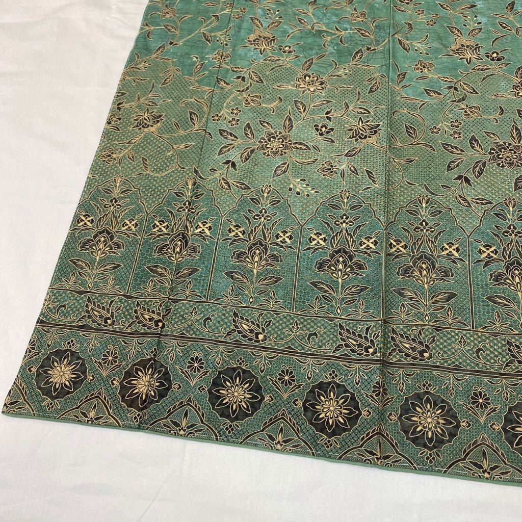 着物月花 三大総刺繍 蘇州刺繍 汕頭刺繍 相良刺繍 装飾唐花華文 訪問着 未使用品 正絹 さが美 ガード加工_画像2