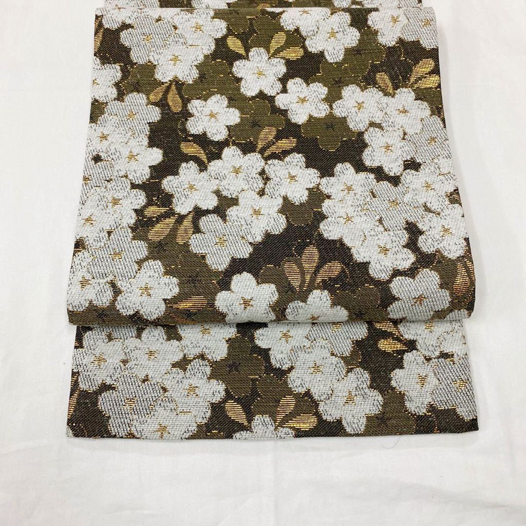 肌触りがいい 着物月花 ガード加工 金糸 正絹 六通柄 未使用品 品の