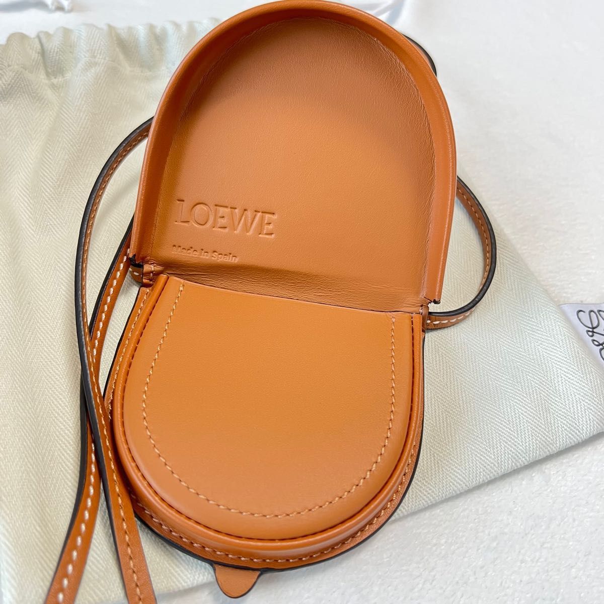 新品未使用】LOEWE ミニヒールポーチショルダー アナグラム カーフ