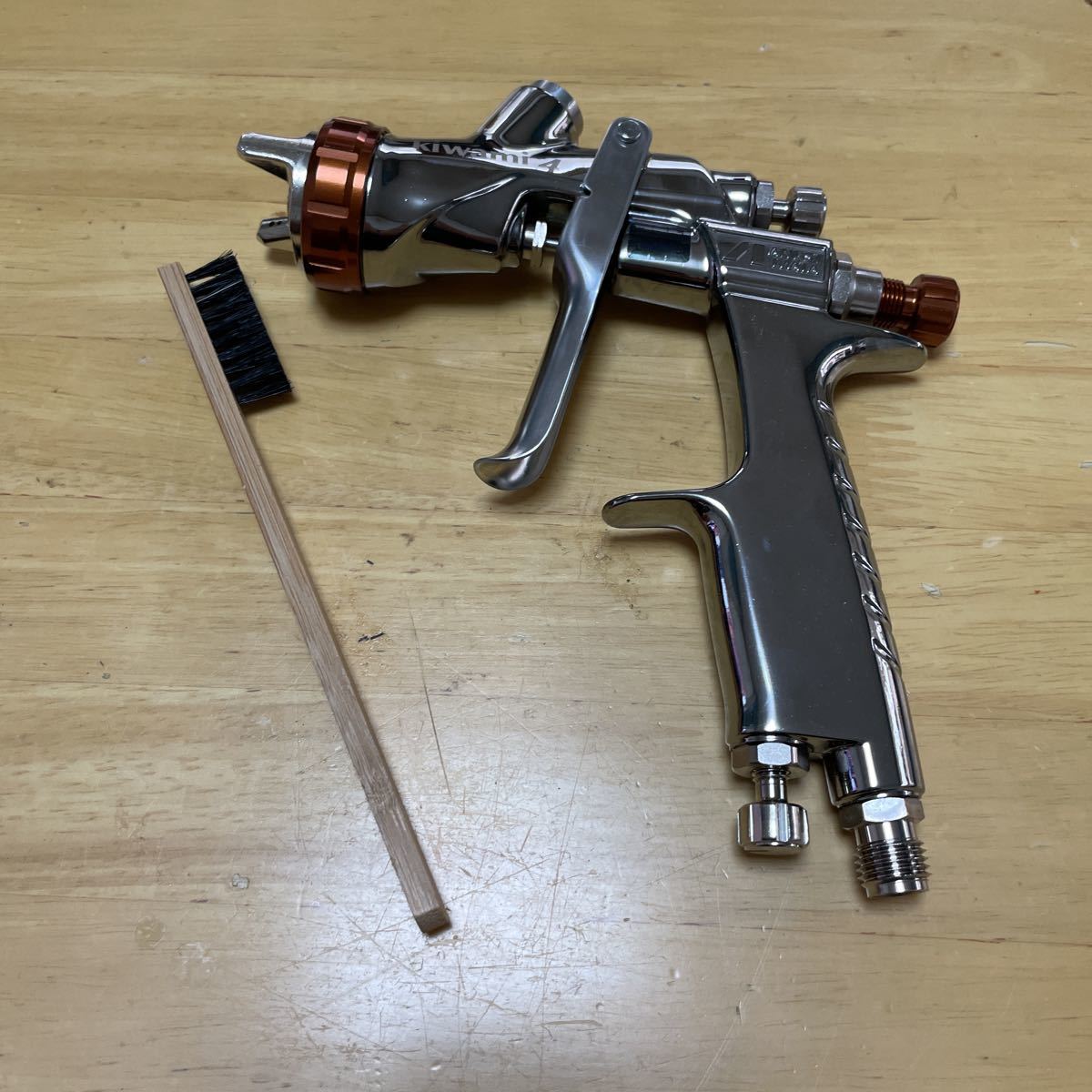 現品限り一斉値下げ!】 アネスト岩田スプレーガン KIWAMI4-13BA4 aob