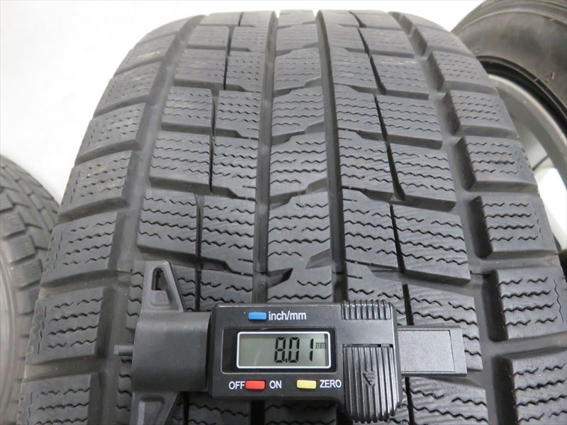 超バリ溝 トヨタ クラウン アスリート 225/45R18 純正 ハイブリッド ダンロップ DSX_画像2