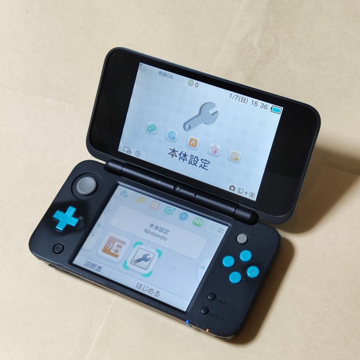 Newニンテンドー2DS LL 本体のみ ブラック×ターコイズ ゲームソフト