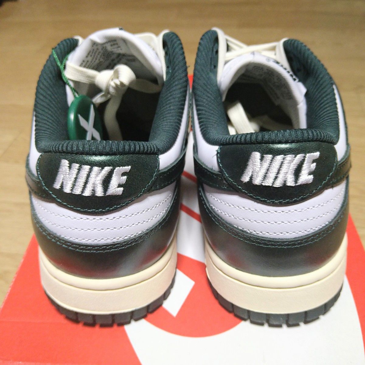 Nike WMNS Dunk Low Vintage Green ナイキ ウィメンズ ダンク ロー ヴィンテージグリーン 27cm