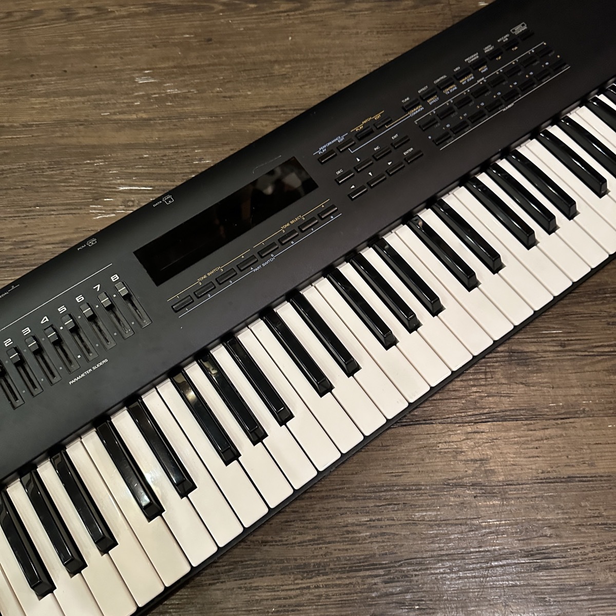 Roland JV-80 Keyboard synthesizer ローランド キーボード