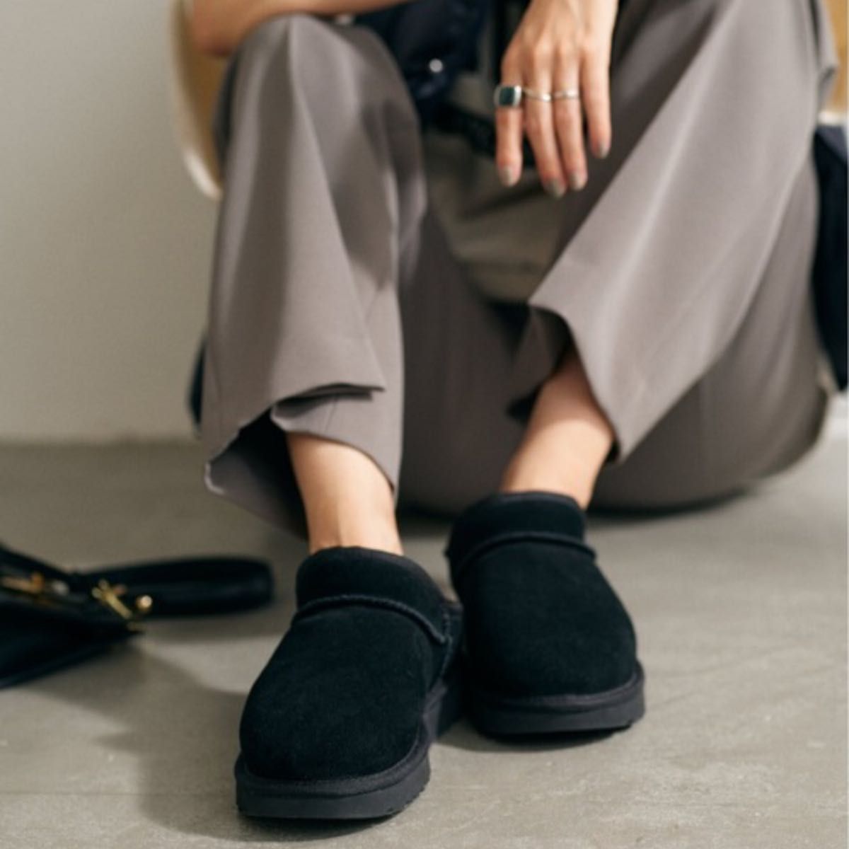 UGG アグ×フレームワーク】CLASSIC SLIPPER 25 US8 スリッポン｜PayPay