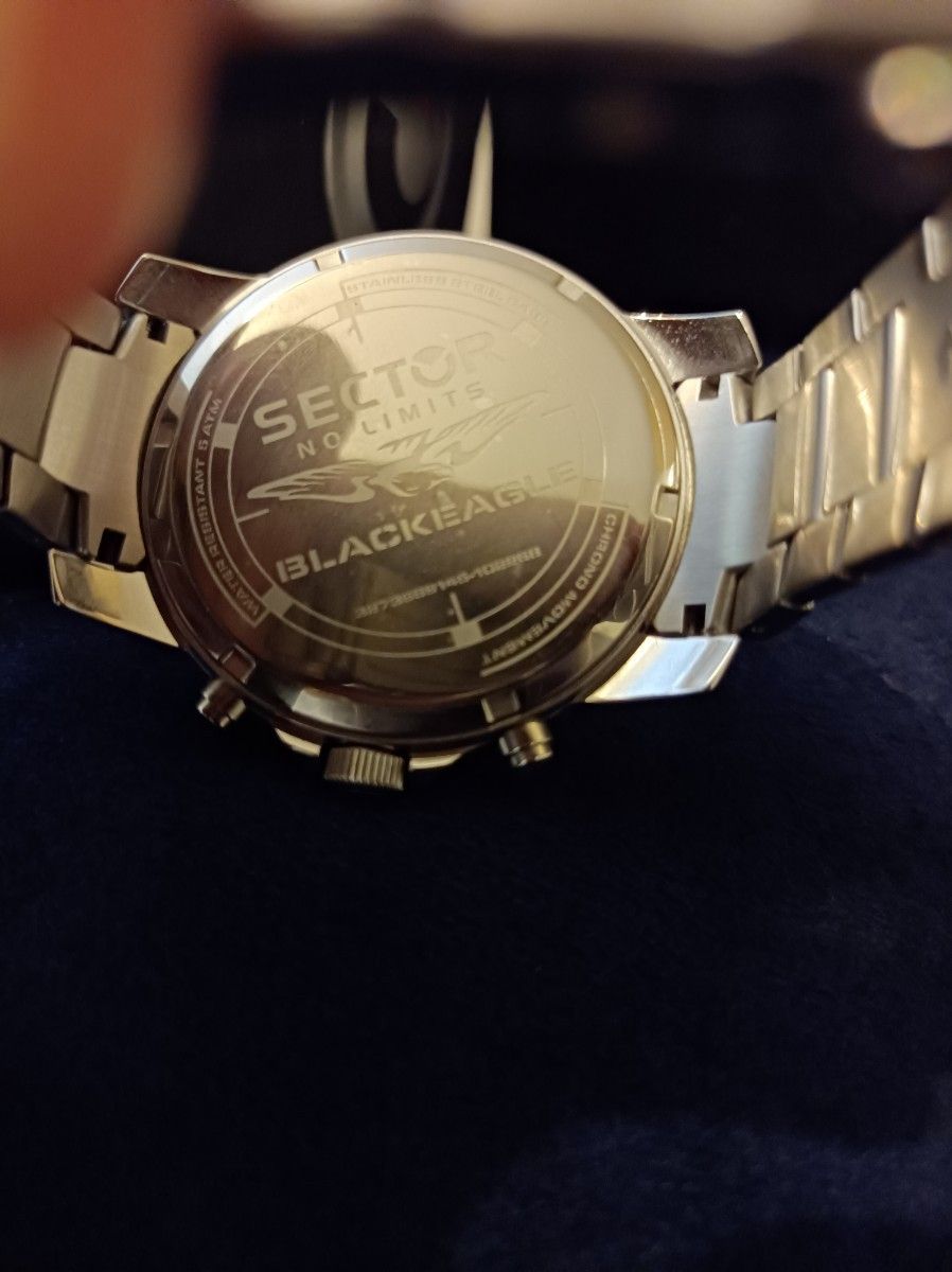 SECTOR・セクター☆新品未使用ブラックイーグル腕時計(ミラノ購入品)レア物 保証書 クロノグラフ