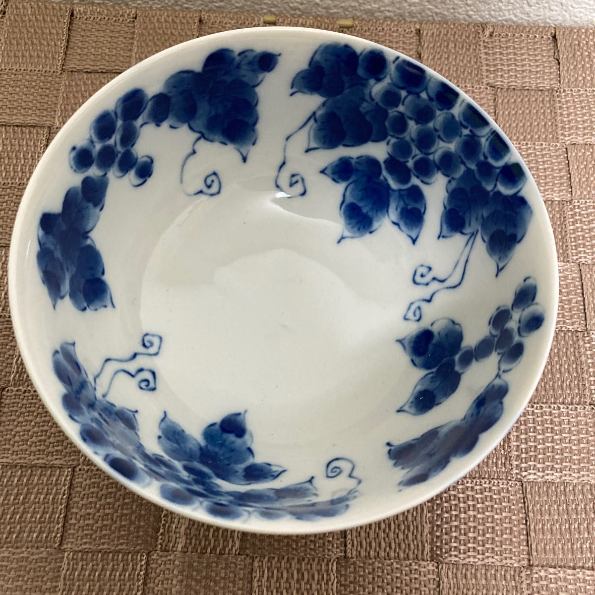 魯山人 写し 染付葡萄文 大鉢 京都・馬場京泉 魯山人 写し 染付葡萄文 大鉢 京都・馬場京泉