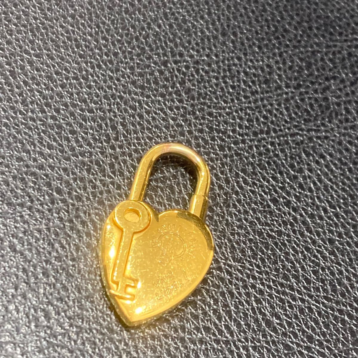 HERMES エルメス アクセサリー チャーム カデナ ハート 2004 人気