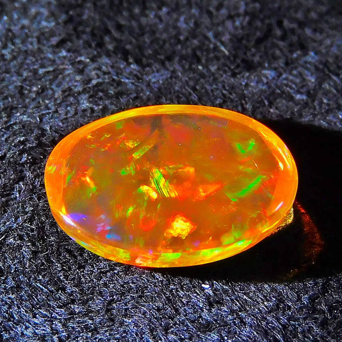 遊色抜群！！！◆天然ファイヤーオパール2.35ct◆ Fire Opal 遊色 裸石 ジュエリー　_画像6