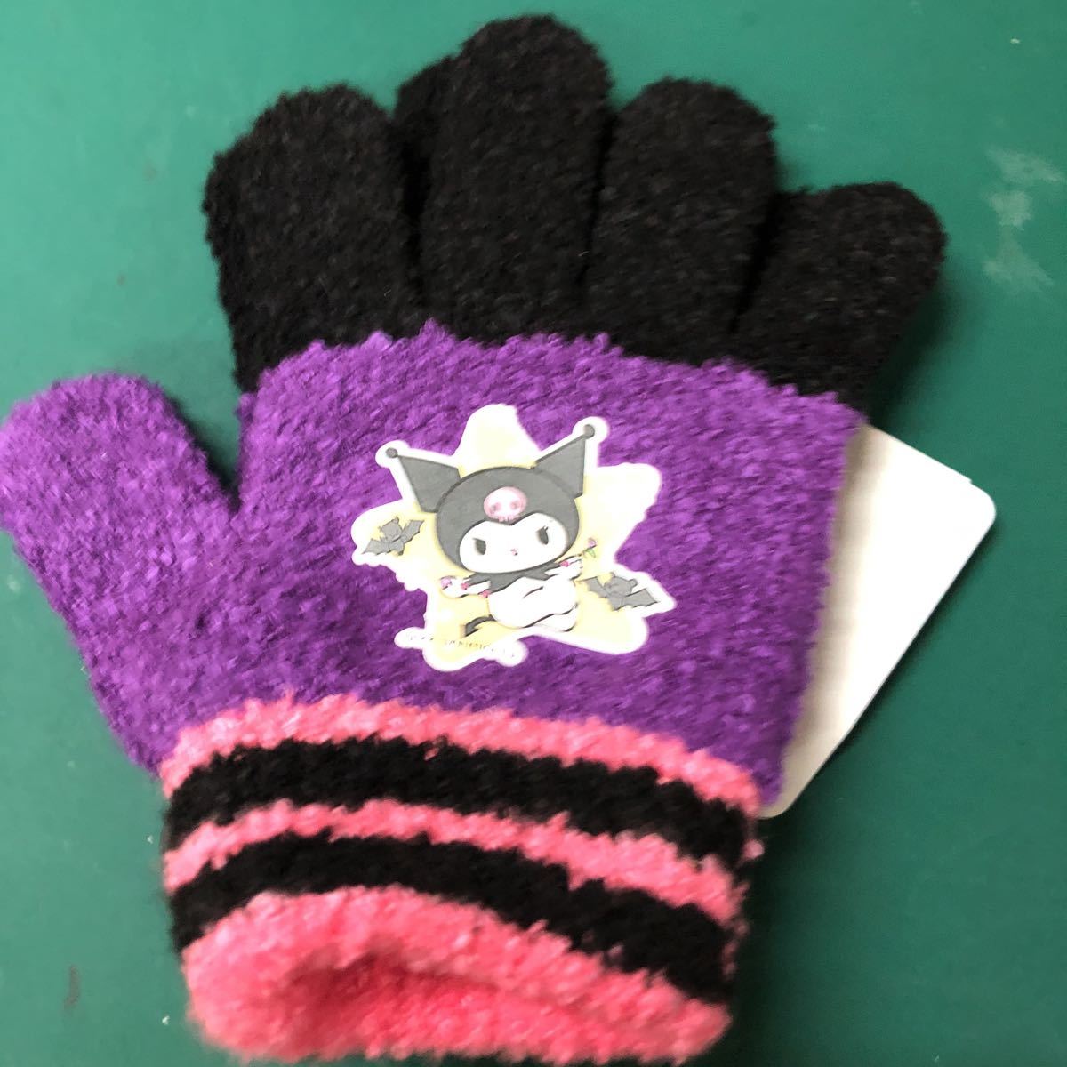  tag attaching Sanrio black mi knitted . finger gloves purple × black bat 