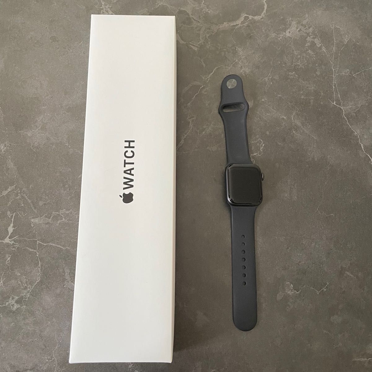 休日限定 アップルウォッチSE 本体 Apple Watch SE（GPSモデル）40mm