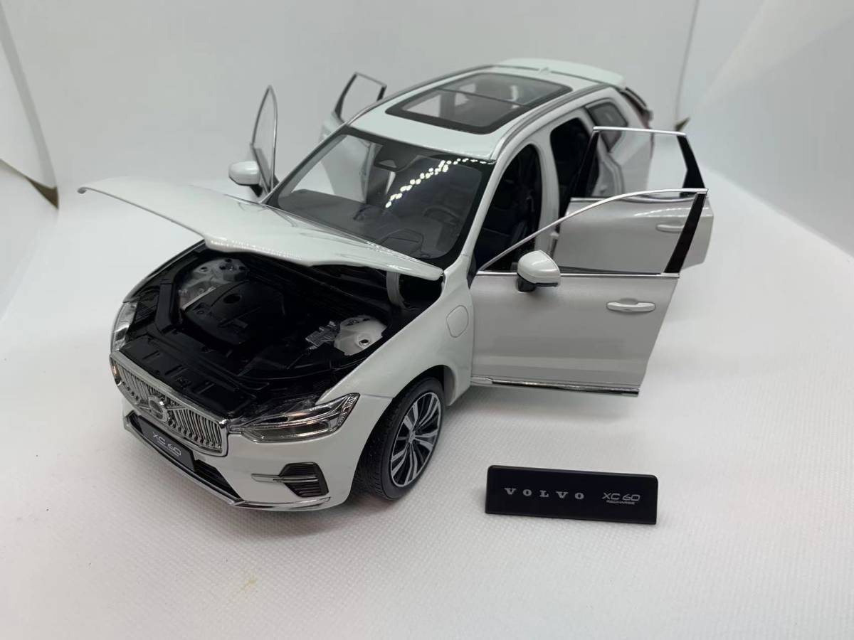 ボルボ特注 1/18 ボルボ VOLVO XC60 2022 ホワイト J01-5-008_画像7