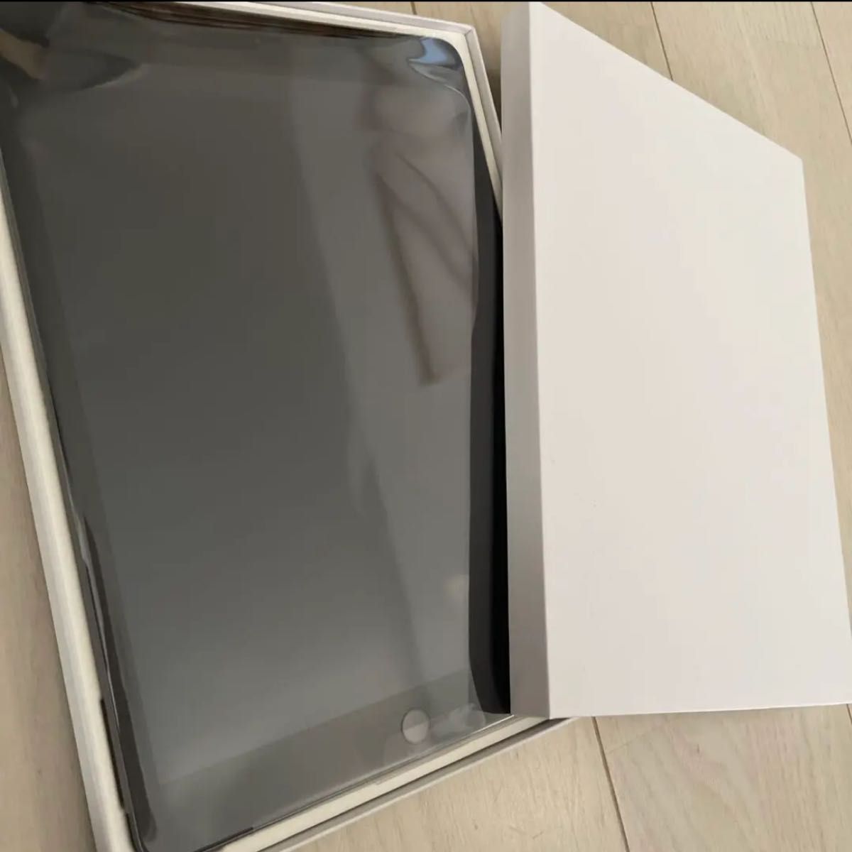 iPad 第7世代 Wi-Fi+Cellular 32GB 10.2 グレー