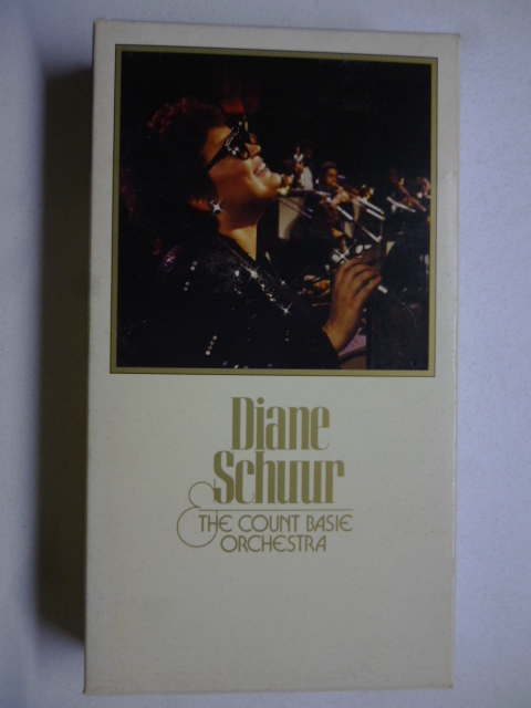  видео   VHS■... *  ...&... *  ... *   оркестр   /  специальный  *  ... Eve ■Diane Schuur THE COUNT BASIE ORCHESTRA