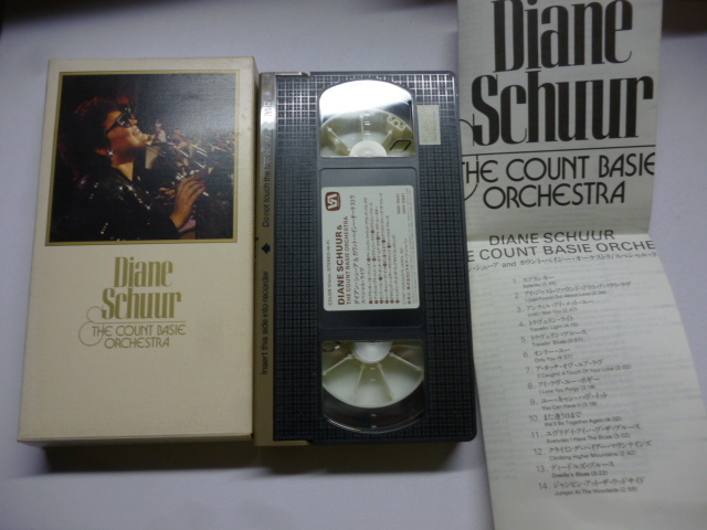  видео   VHS■... *  ...&... *  ... *   оркестр   /  специальный  *  ... Eve ■Diane Schuur THE COUNT BASIE ORCHESTRA