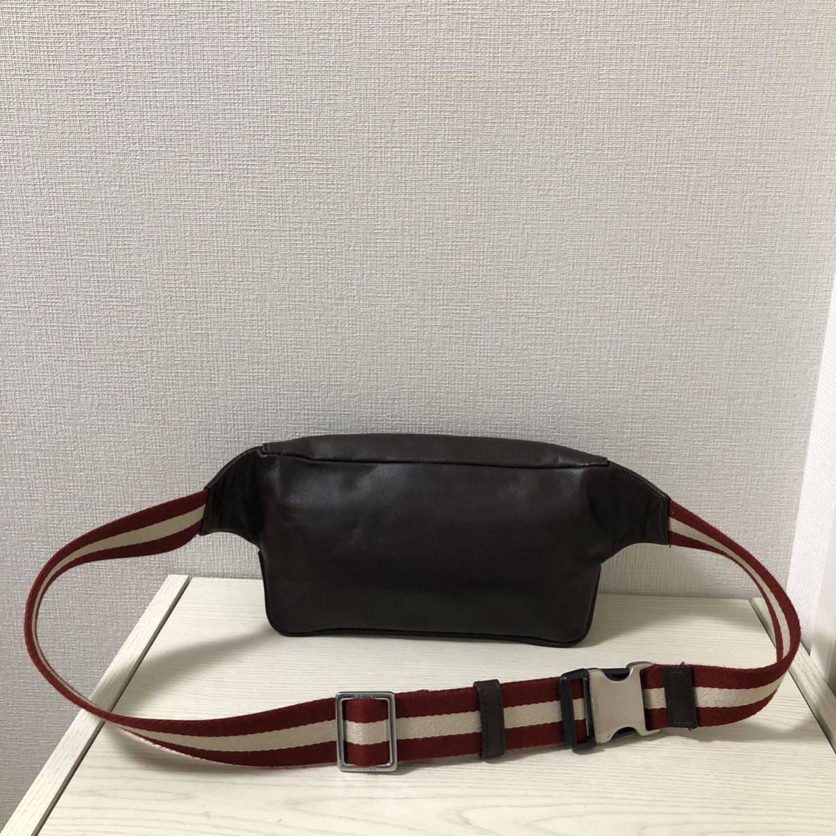 16100円買う の が 安い 30%割引以上販売 BALLY トレイン