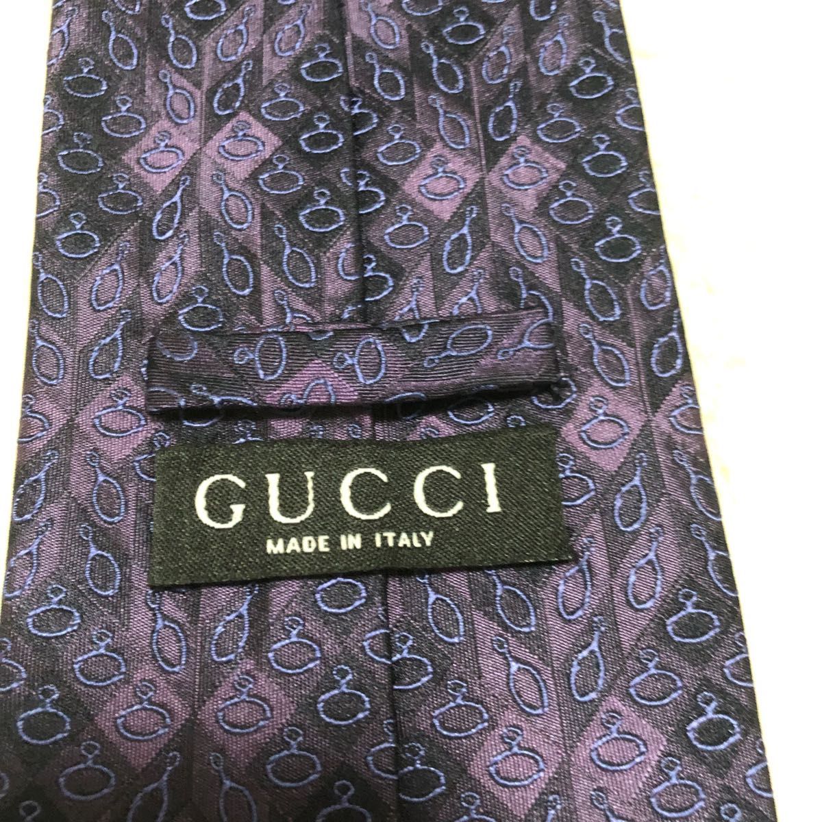 GUCCI グッチ　gg柄　正規店購入　ネクタイ　未使用に近い　美品　価格交渉OK