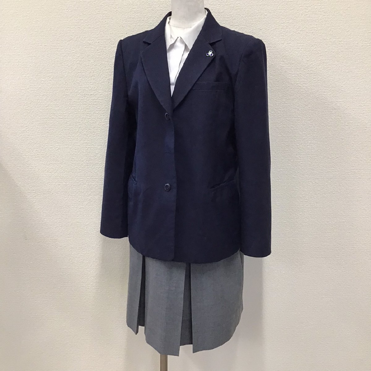 O20 (中古) 滋賀県 虎姫高校 (旧制服) 3点セット /校章付/175A/W66/ブレザー/スカート/ブラウス/冬服/冬用/中学校/学生服/制服/女子学生