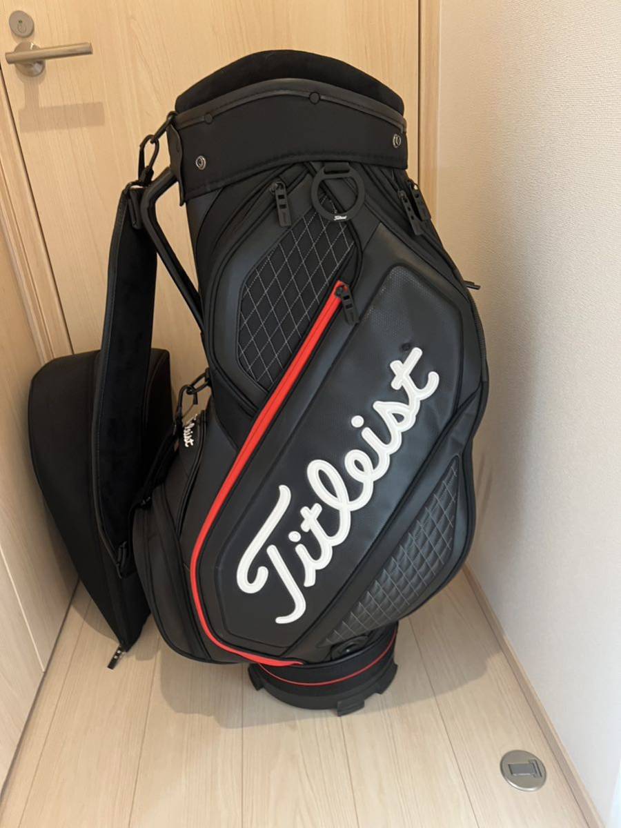 全国宅配無料 美品 タイトリスト 使用回数少ない ジェットブラック ツアー TITLEIST キャディバッグ タイトリスト 全国宅配無料 美品 タイトリスト 使用回数少ない ジェットブラック ツアー TITLEIST キャディバッグ タイトリスト