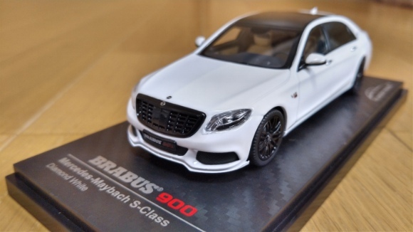 即決 メルセデス ベンツ マイバッハ Sクラス 2016 BRABUS ブラバス 900