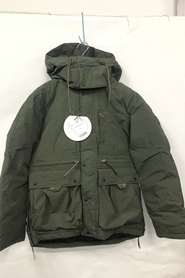 【送料無料】東京)NANGA ナンガ TAKIBI DOWN JACKET ダウンジャケット カーキ L N1TJKHG2_orb-2212162823-od-081538451_1.jpg