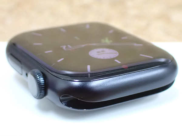 【中古 美品】Apple Watch Series7 GPSモデル 45mm ミッドナイトアルミニウムケース と ミッドナイトスポーツバンド MKN53J/A(MMA348-2)_画像5