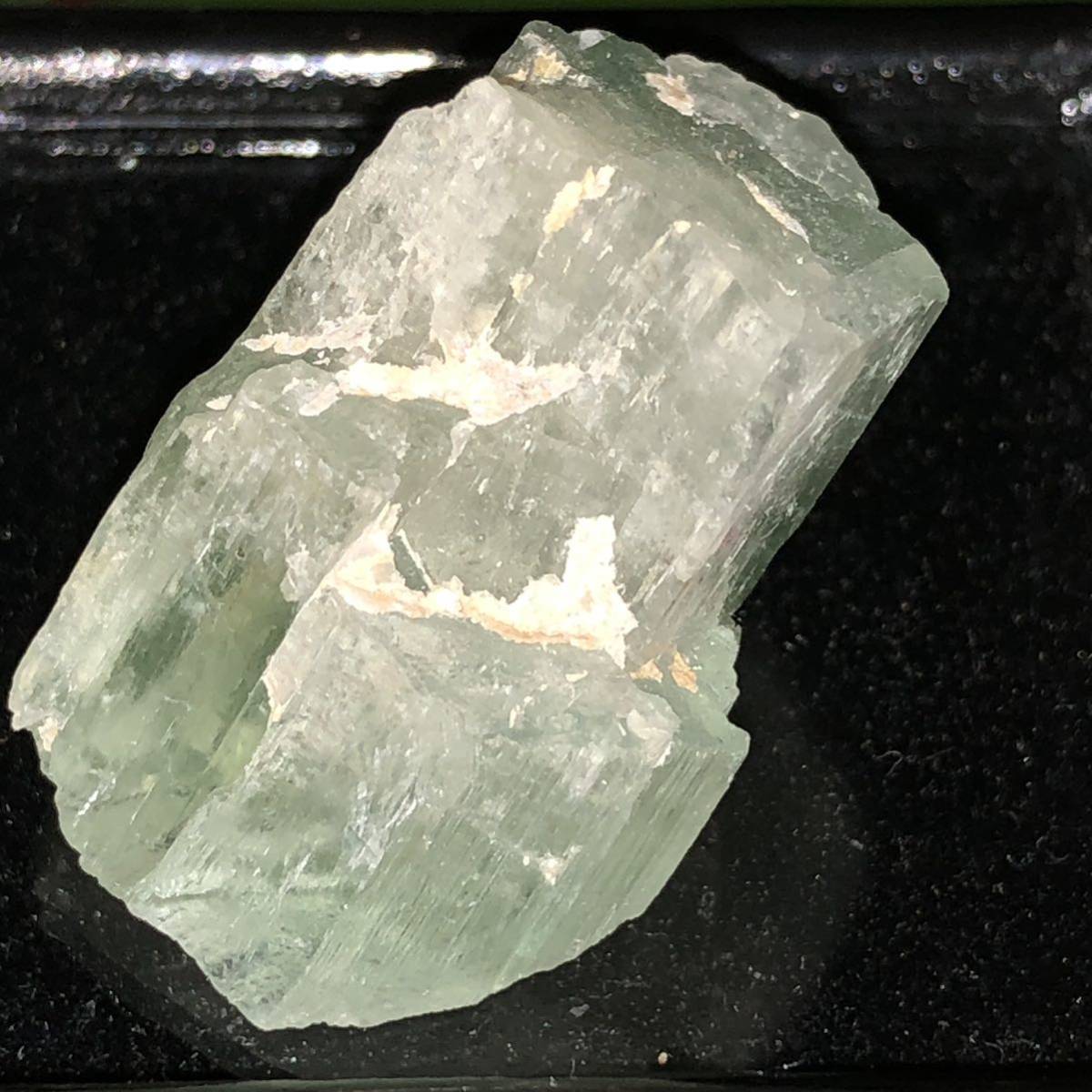 クンツァイト ヒデナイト 結晶原石2個セット スポジュメン 鉱物