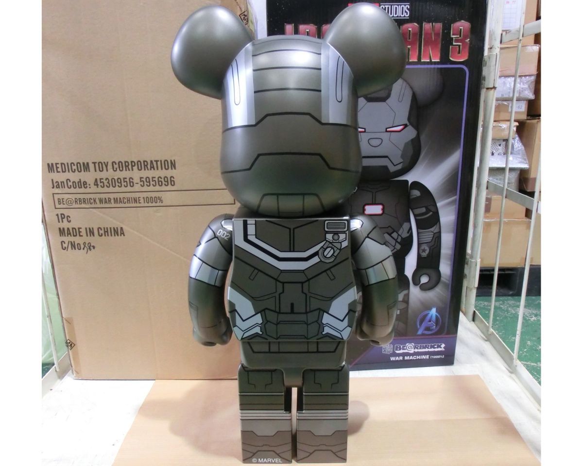 老舗質屋』 BE@RBRICK WAR MACHINE 1000％ radimmune.com