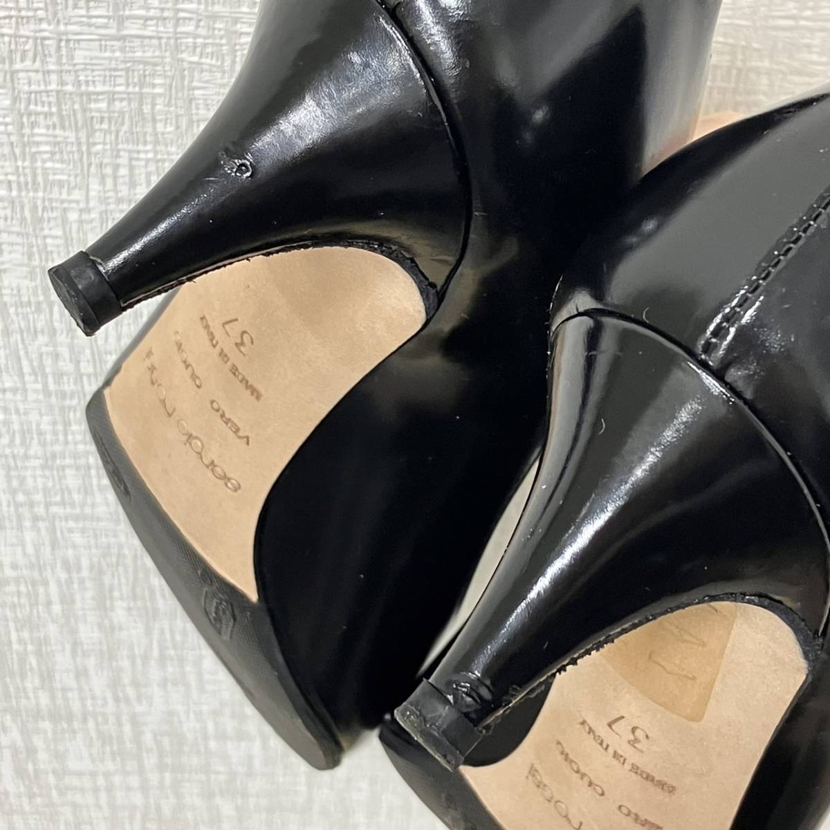 Size 37☆1度使用美品☆セルジオロッシ超人気エナメルパンプス☆最高の